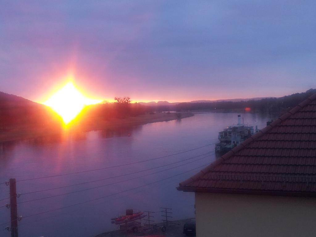 Ferienwohnung An Der Elbe Dresda Esterno foto